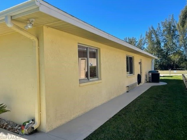 1901 15th Ave, Cape Coral, FL 33990-4564