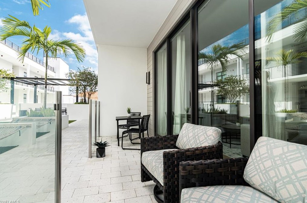 850 Central Ave #208, Naples, FL 34102