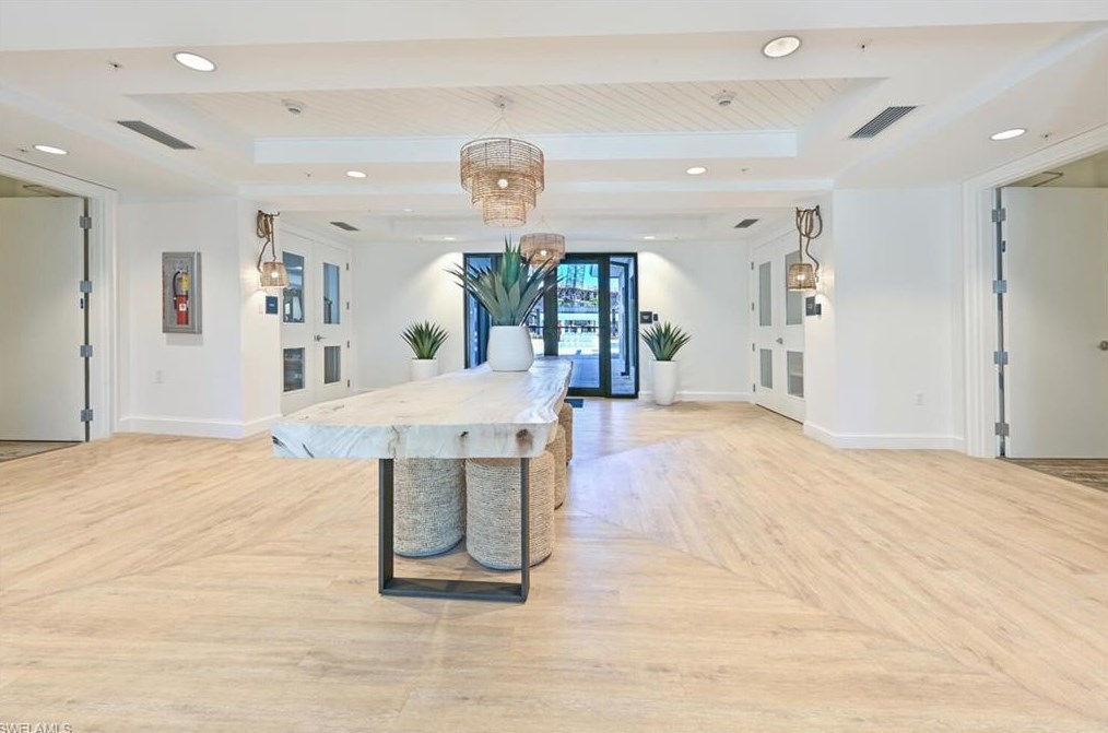 1111 Central Ave #314, Naples, FL 34102