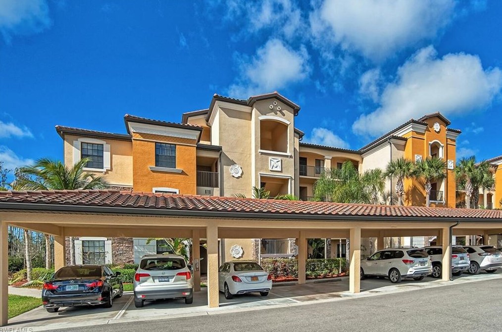 9719 Acqua Ct #228, Naples, FL 34113