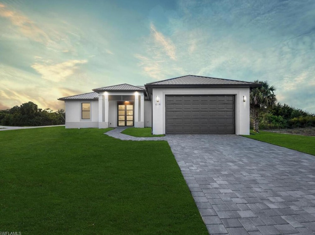 6137 Holt Ct, Fort Myers, FL 33905-7743