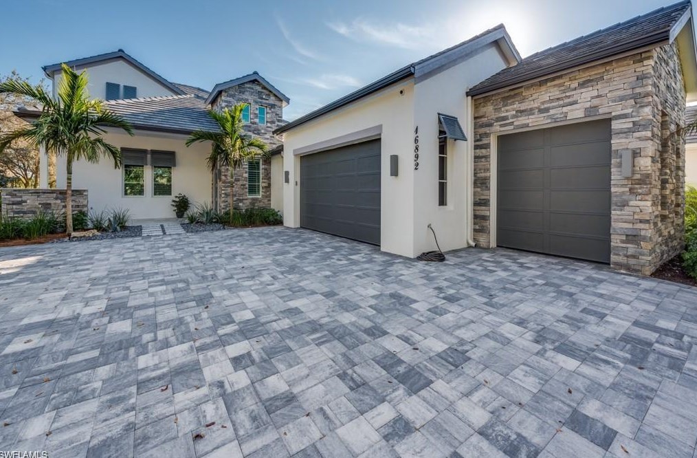 16892 Brightling Way, Naples, FL 34110