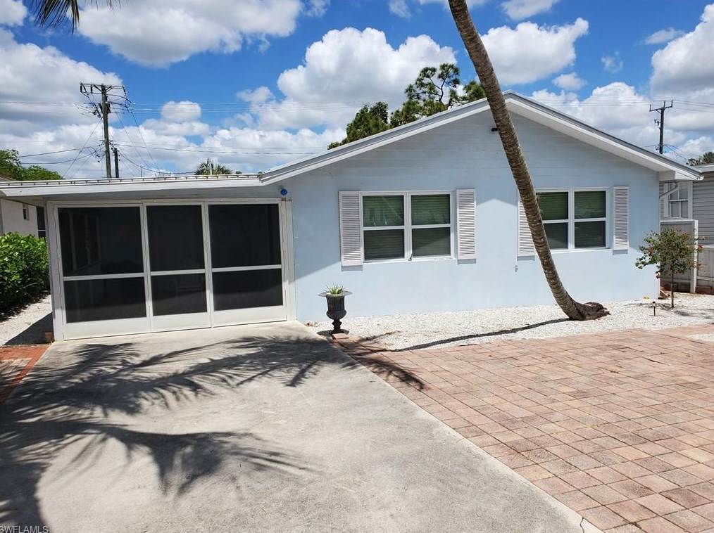 1009 Ridge St, Naples, FL 34103