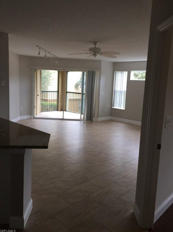8950 Colonnades Ct E #827, Bonita Springs, FL 34135