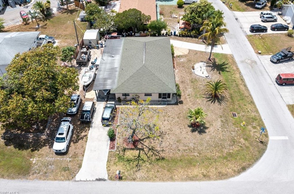 16890 Juanita Ave, Fort Myers, FL 33908-4017