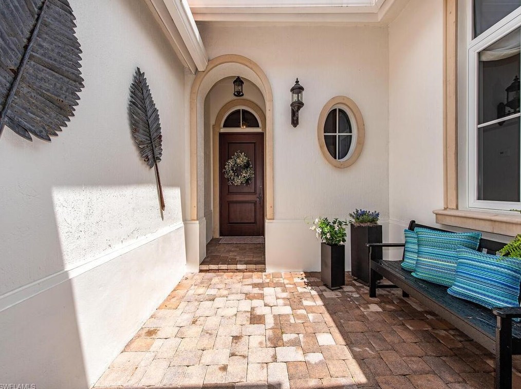 2103 Torino Way, Naples, FL 34105