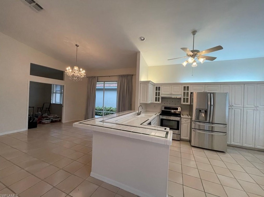 1118 Jardin Dr, Naples, FL 34104