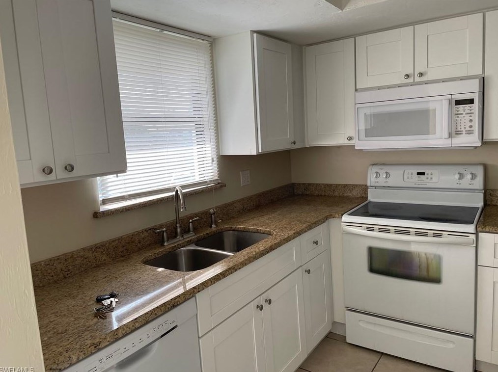 28100 Pine Haven Way #7, Bonita Springs, FL 34135
