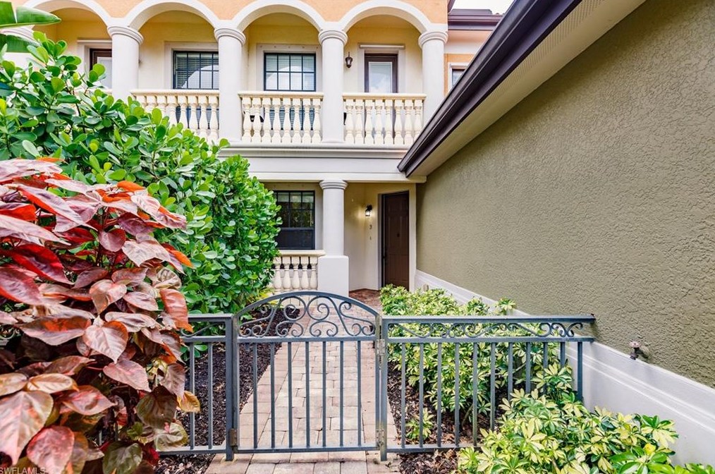 1244 Carpazi Ct #3, Naples, FL 34105
