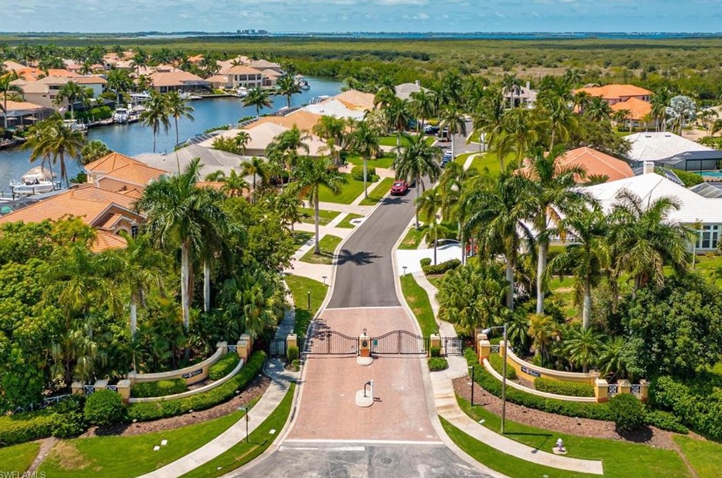 5510 Lancelot Ln, Cape Coral, FL 33914-2501