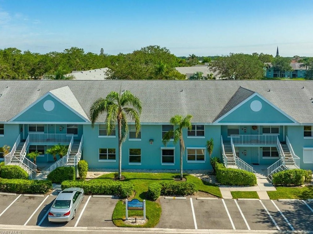 161 Wading Bird Cir #l-104, Naples, FL 34110