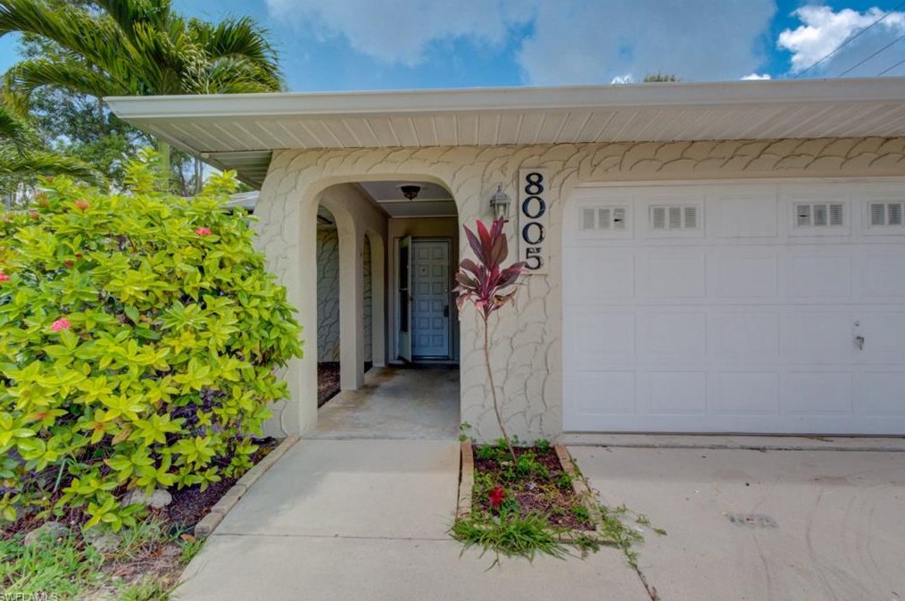 8005 Winged Foot Dr, Fort Myers, FL 33967-5027