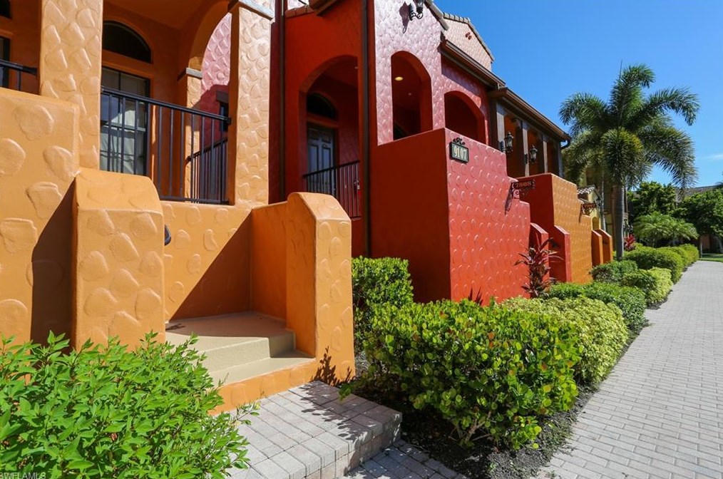 9107 Capistrano St S #78-8, Naples, FL 34113