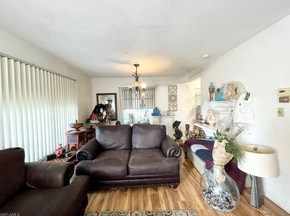 36 Hamlin Ct, Lehigh Acres, FL 33936