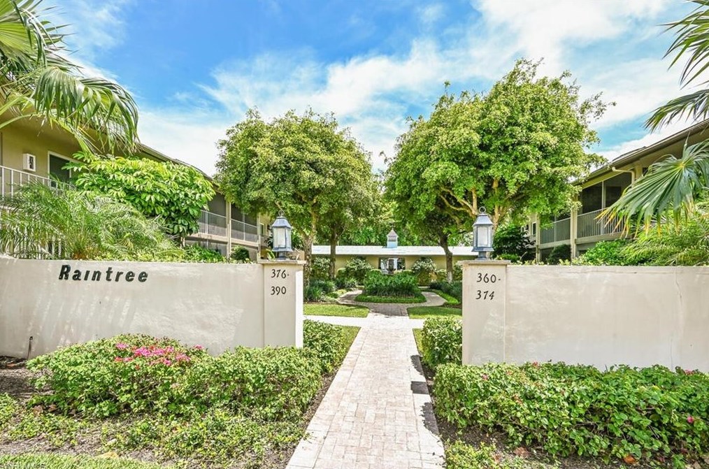 388 4th Ave S # 388, Naples, FL