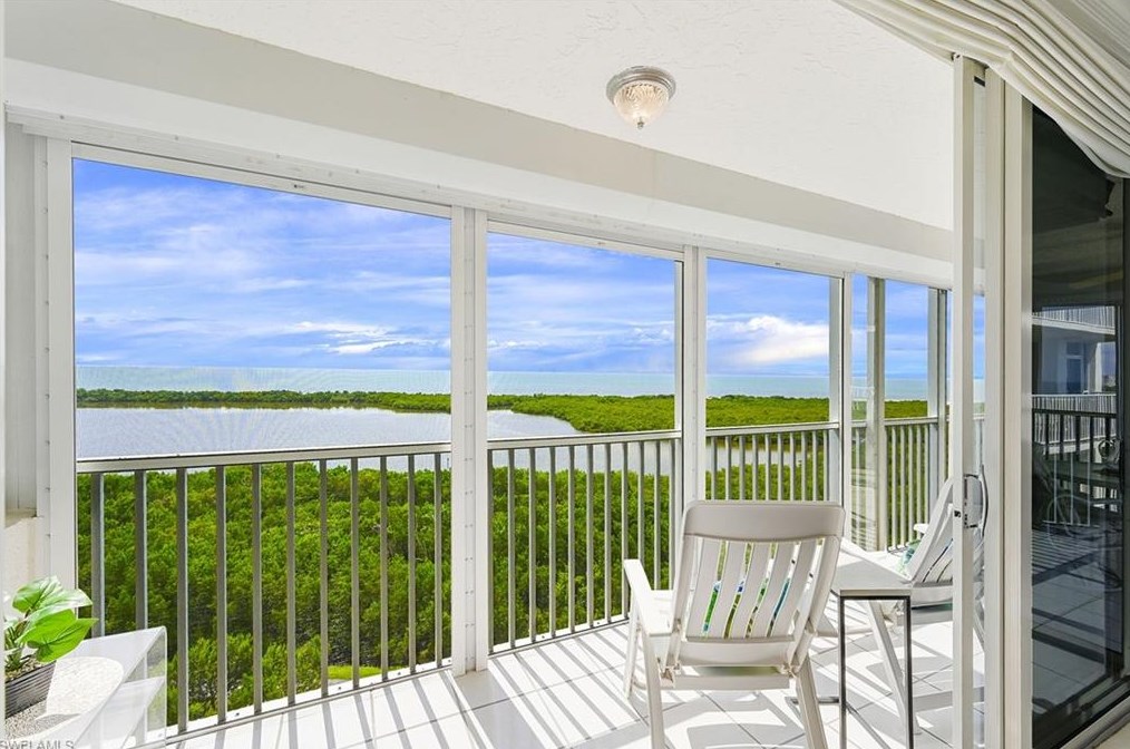 5550 Heron Point Dr #1203, Naples, FL 34108