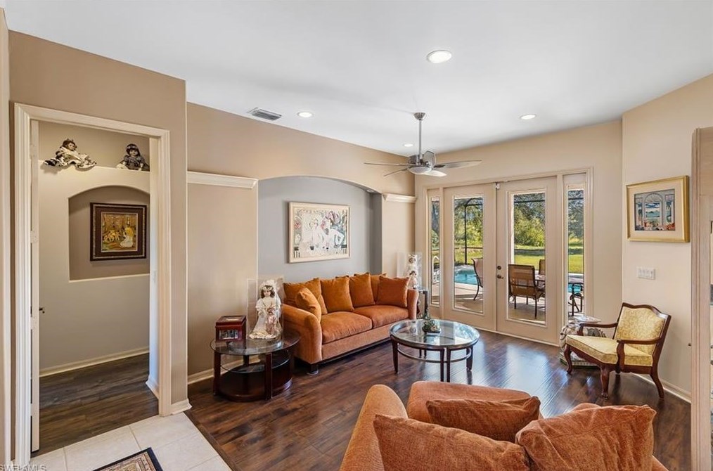 3370 56th Ave Ne, Naples, FL 34120