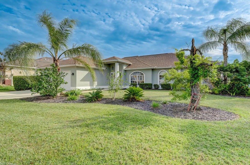 148 23rd St, Cape Coral FL  33909-0042 exterior