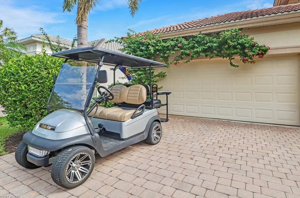 23671 Via Carino Ln, Bonita Springs, FL 34135