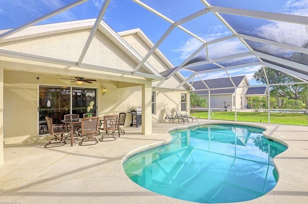 8833 Cypress Preserve Pl, Fort Myers FL  33912-0829 exterior