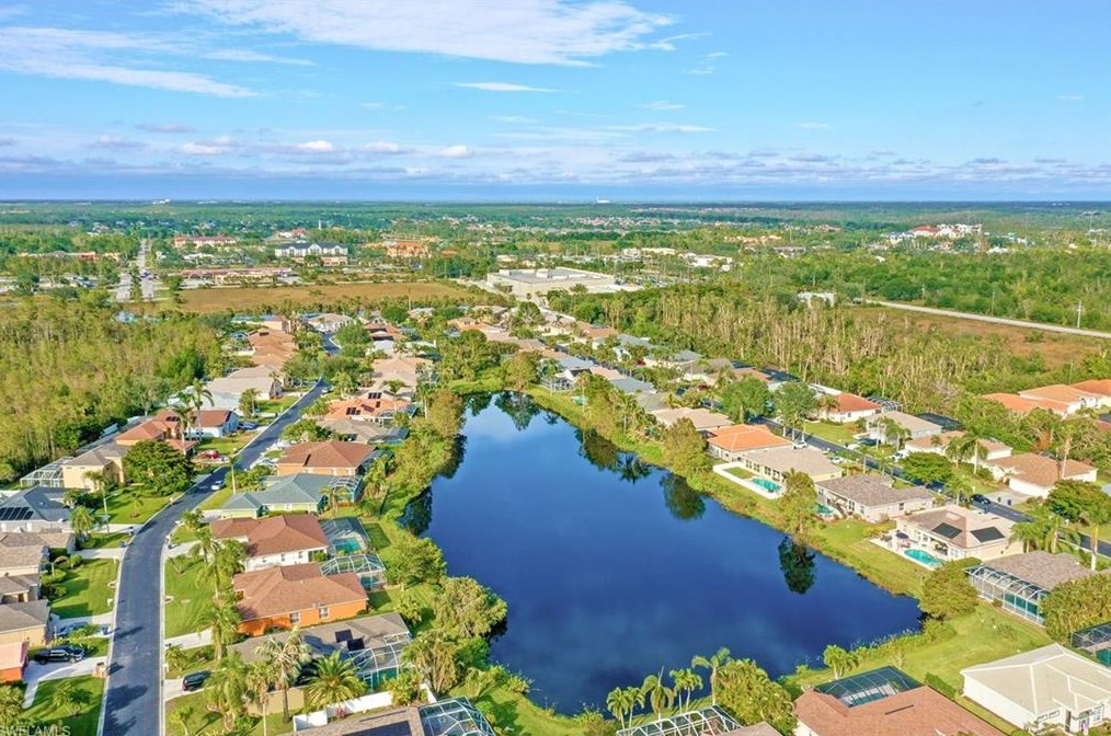 8833 Cypress Preserve Pl, Fort Myers FL  33912-0829 exterior