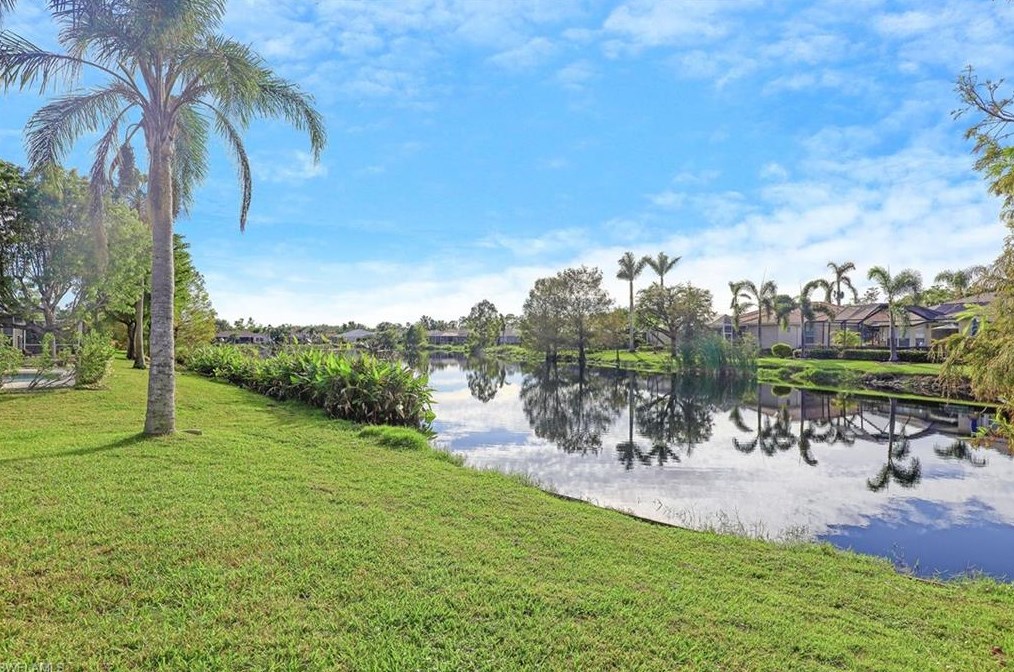 8833 Cypress Preserve Pl, Fort Myers FL  33912-0829 exterior