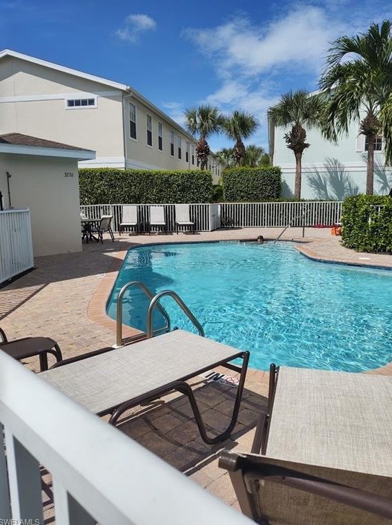 3280 Lindsey Ln Apt 1, Naples, FL 34109