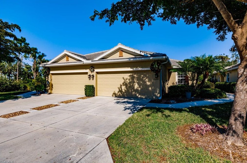 9988 Palmarrosa Way, Fort Myers, FL 33919-6605
