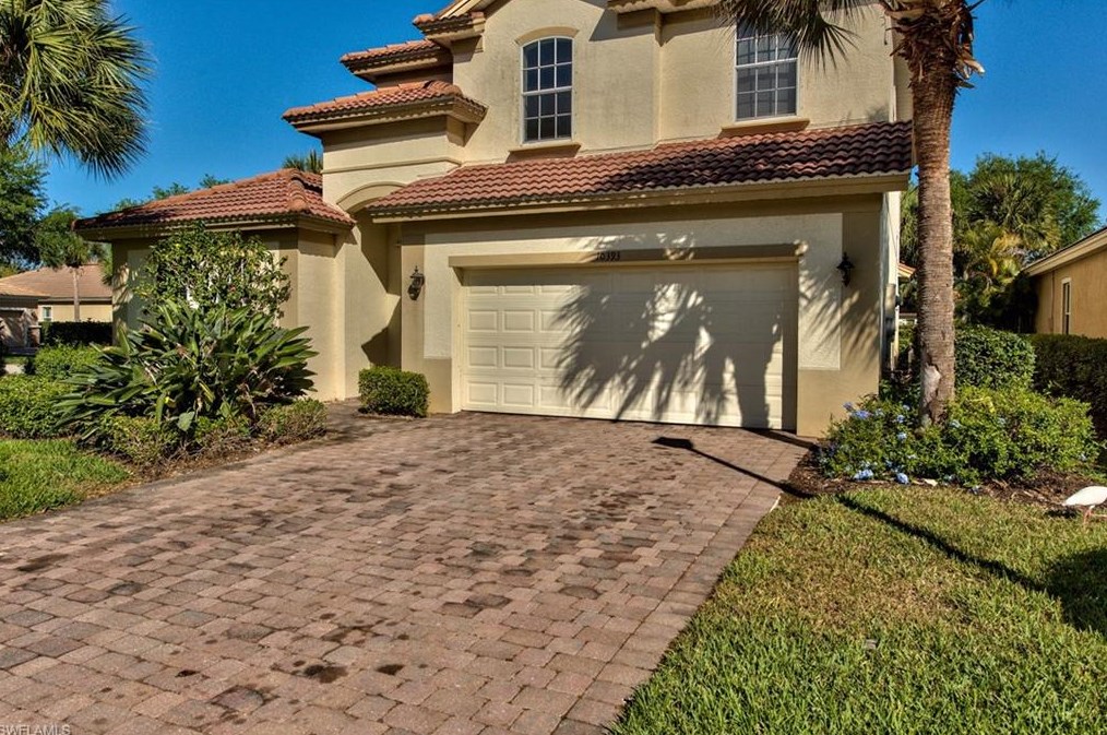 10393 Flat Stone Loop, Bonita Springs, FL 34135