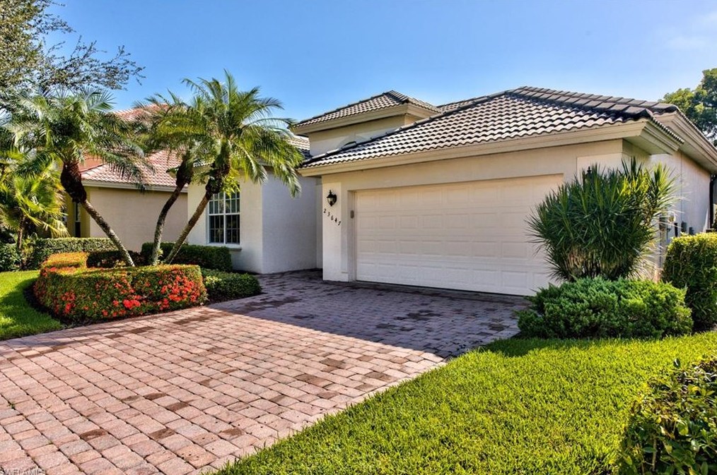 23647 Via Carino Ln, Bonita Springs, FL 34135