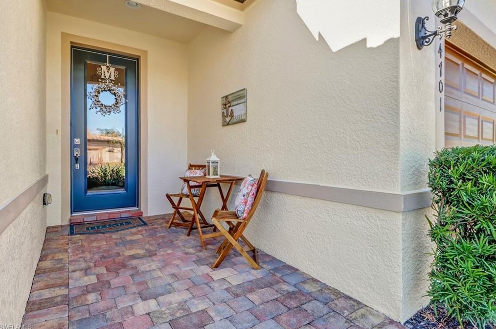 14701 Laguna Dr, Fort Myers, FL 33908-2188