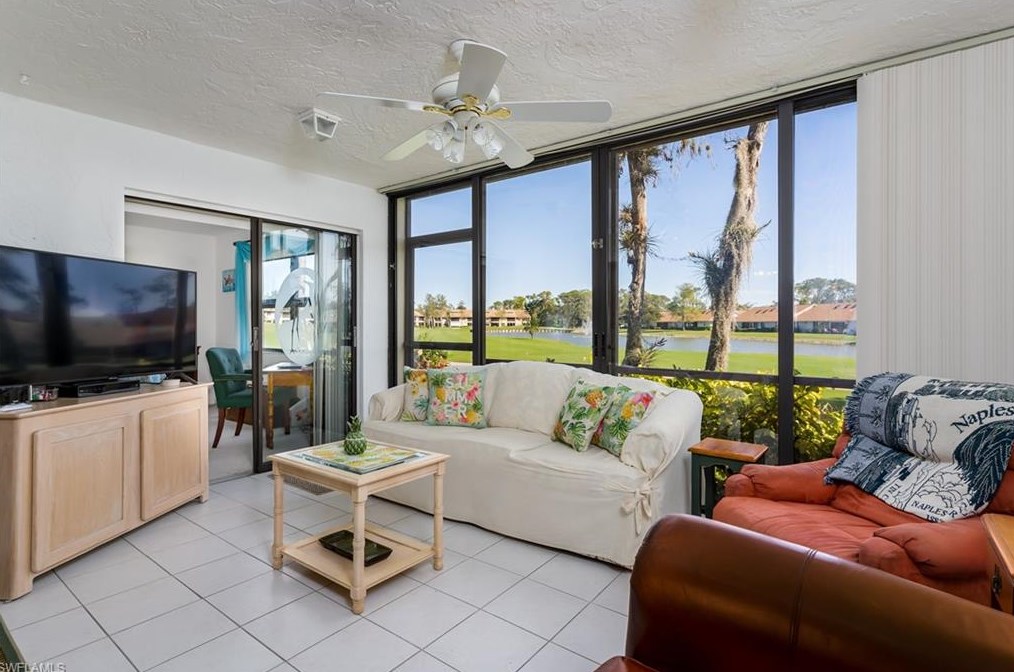 514 Foxtail Ct # 514, Naples, FL
