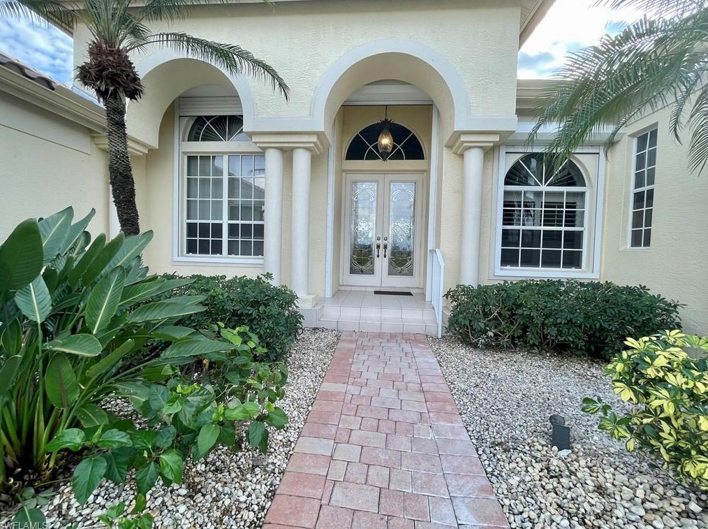 16322 Edgemont Dr, Fort Myers, FL 33908-3659