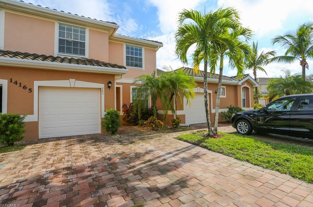 14165 Winchester Ct Apt 203, Naples, FL 34114