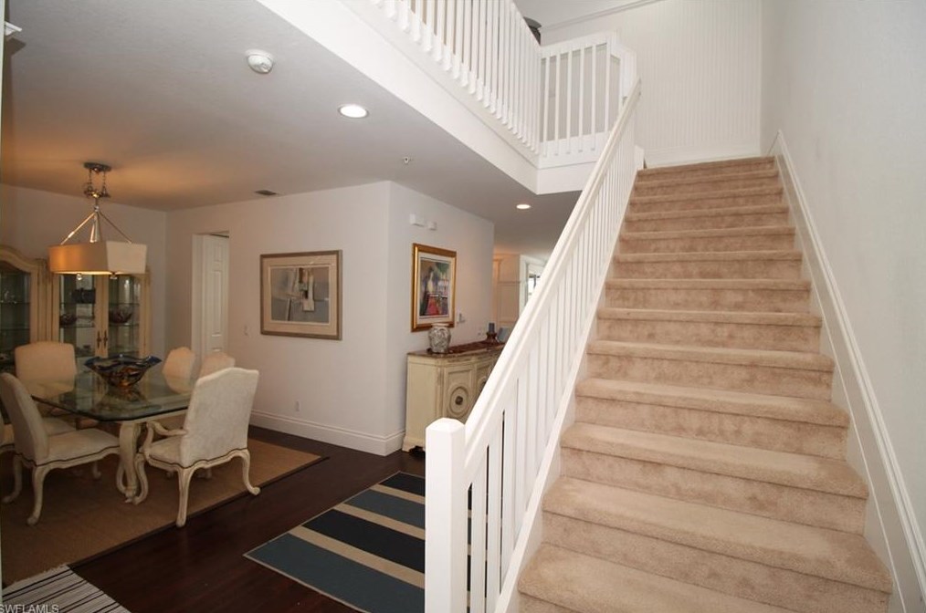 1370 Mariposa Cir Apt 104, Naples, FL 34105