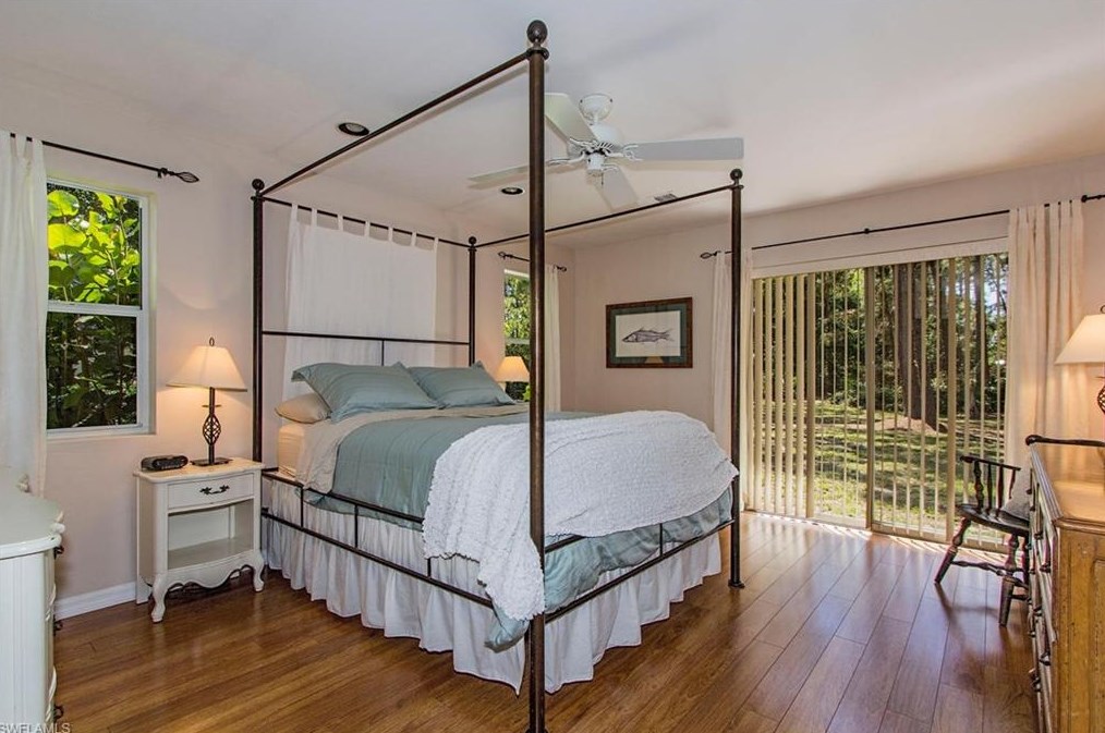 131 Cajeput Dr, Naples, FL 34108