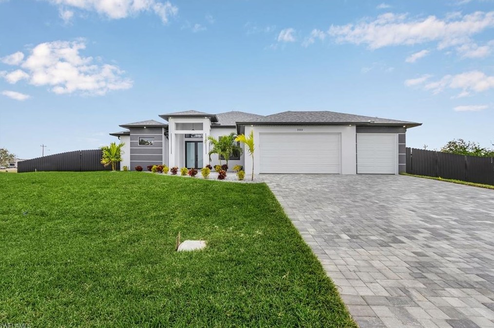 2223 7th Pl, Cape Coral, FL 33909-4321