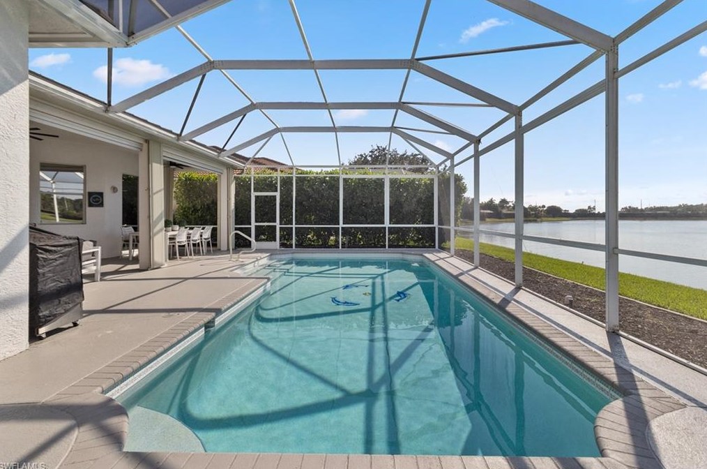 3365 Mystic River Dr, Naples, FL 34120