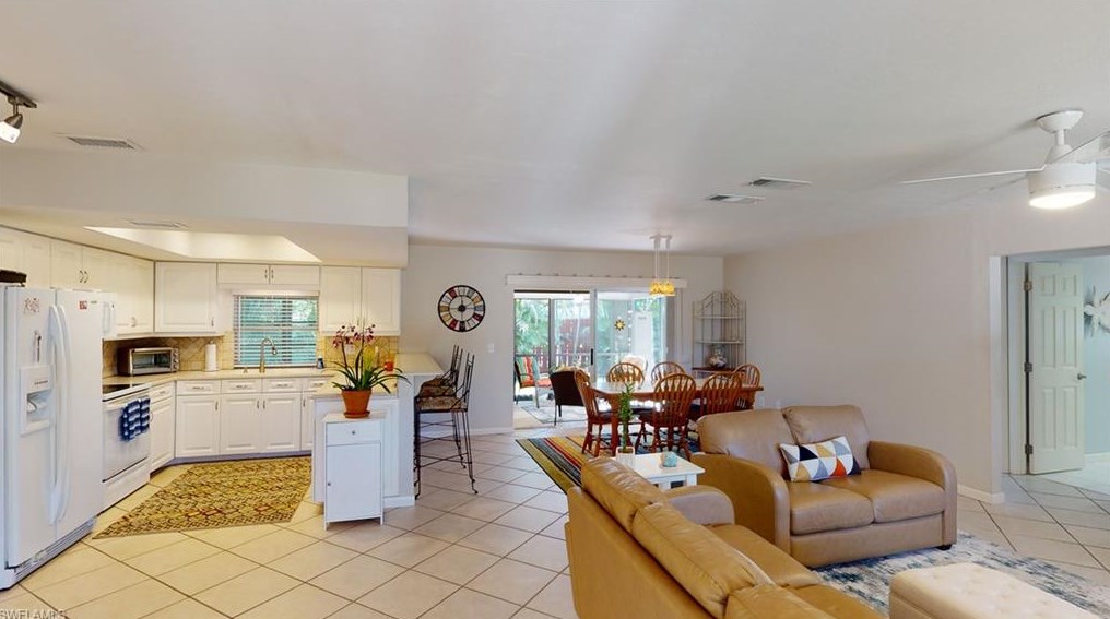 4548 Genoa Ave, Naples, FL 34103