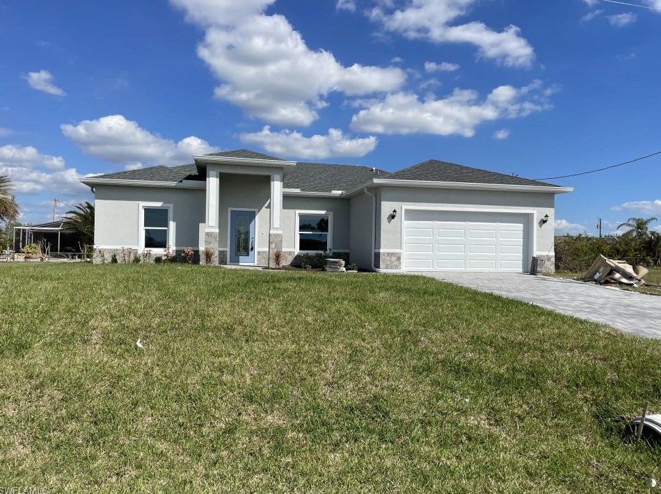 3065 5th Pl, Cape Coral, FL 33993