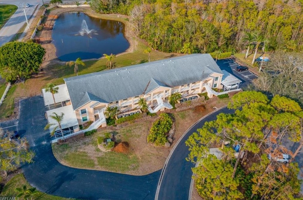 781 Wiggins Lake Dr #1-102, Naples, FL 34110