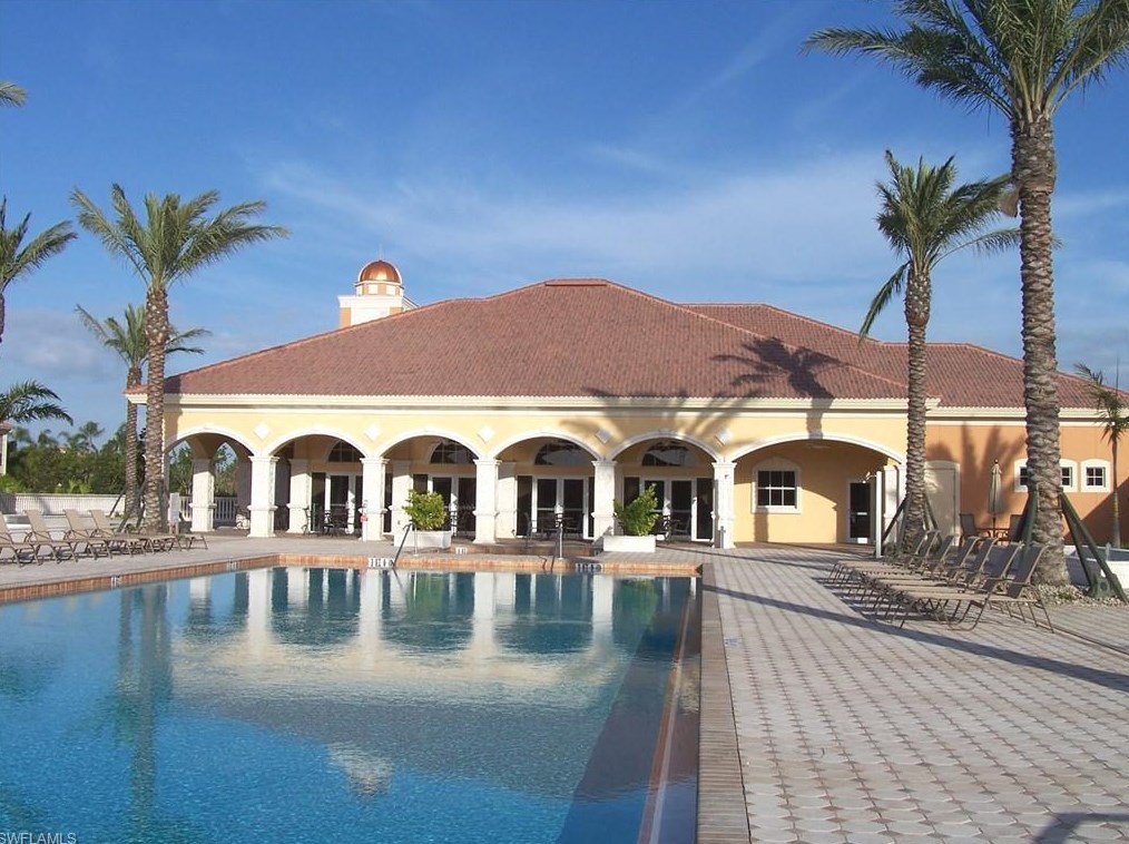 583 Avellino Isles Cir #102, Naples, FL 34119