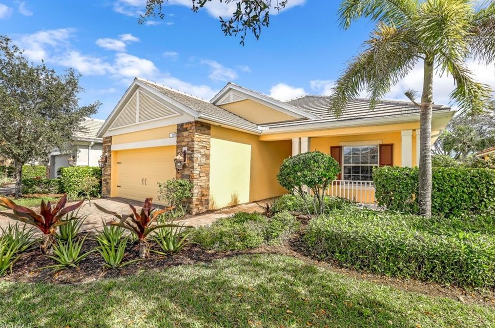 3625 Canopy Cir, Naples, FL 34120