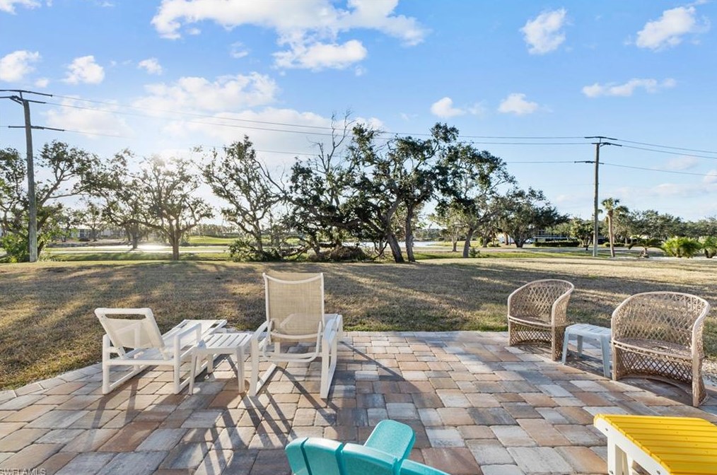 16804 Coriander Ln, Fort Myers FL  33908-3900 exterior