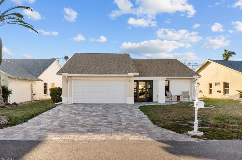 16804 Coriander Ln, Fort Myers FL  33908-3900 exterior