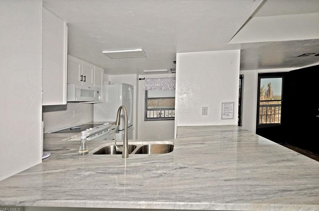 26300 Hickory Blvd #305, Bonita Springs, FL 34134
