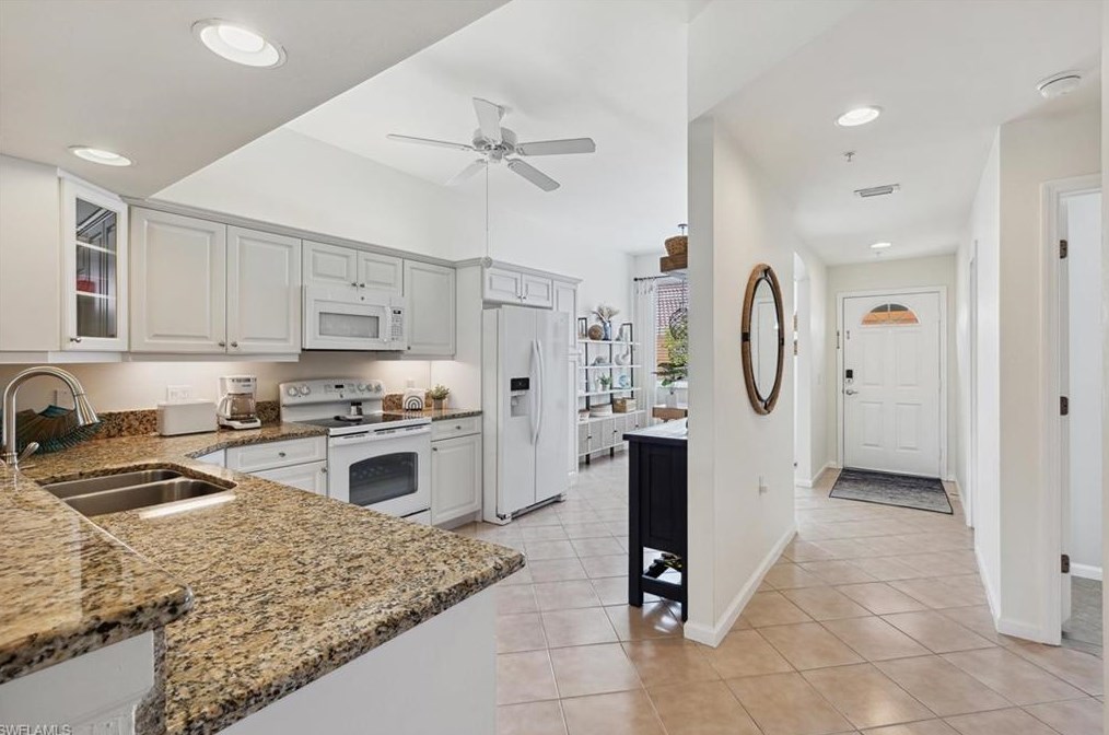 6820 Beach Resort Dr #2505, Naples, FL 34114