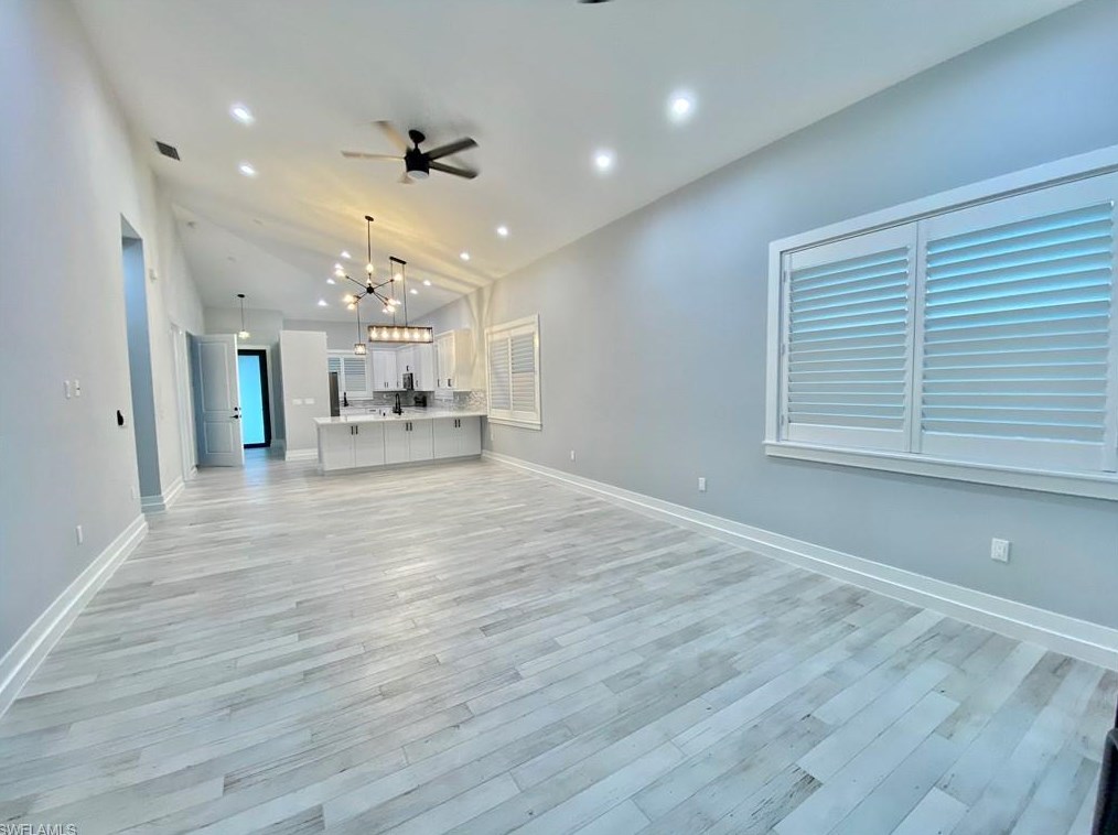 1258 Solana Rd, Naples, FL 34103
