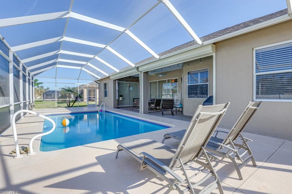 3730 19th Ave, Cape Coral, FL 33914-5594