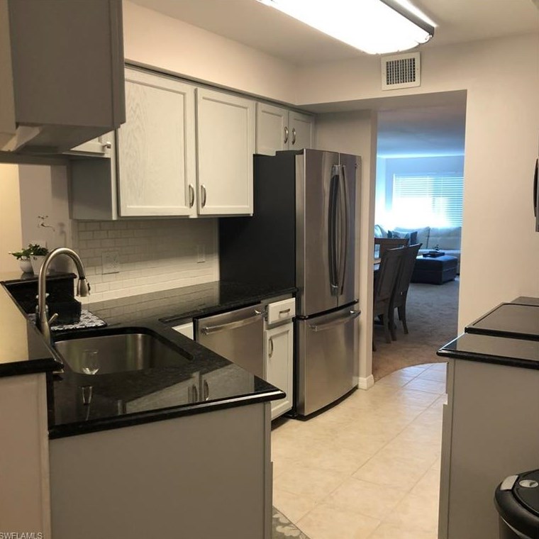 110 Cypress Way E #f4, Naples, FL 34110